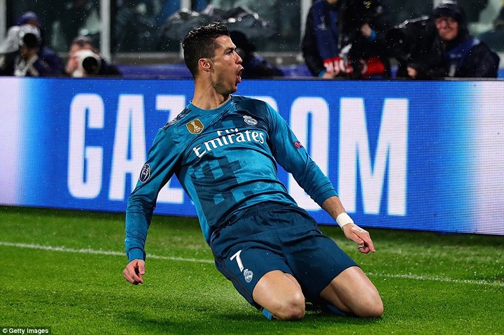 CHÙM ẢNH: “Vua” Ronaldo một tay giúp Real nhấn chìm Juventus, 99% giành vé vào tứ kết