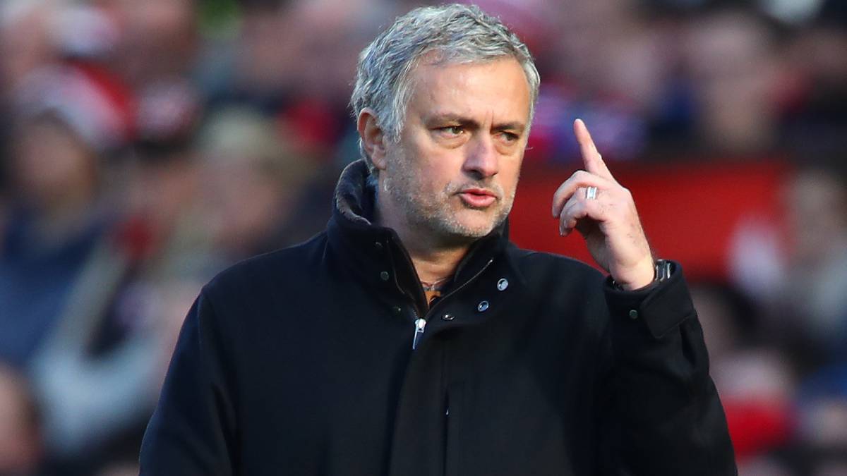 HLV Mourinho: “Tôi không phục, MU mới xứng đáng vô địch”