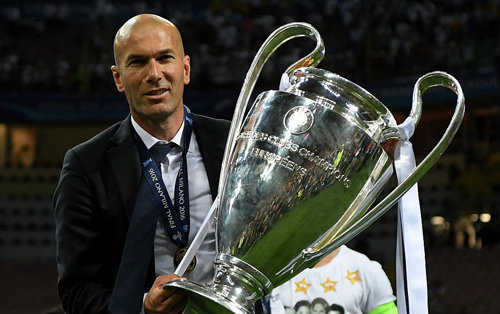 Choáng với bộ sưu tập danh hiệu đồ sộ của Zidane