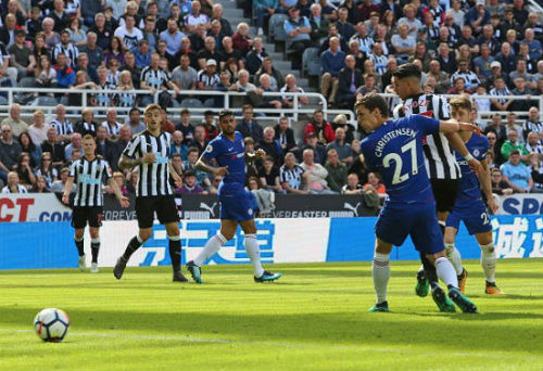 Thua thảm Newcastle, Chelsea CHÍNH THỨC mất vé dự Champions League