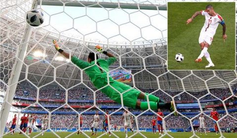 Kolarov lập siêu phẩm đá phạt thần sầu, Serbia giành 3 điểm đầu tiên tại World Cup 2018