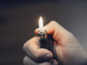 Mơ thấy bật lửa đánh số nào? Mộng thấy zippo là hung hay là cát