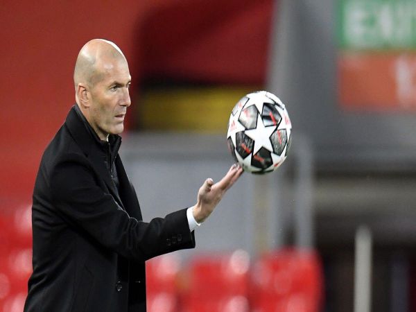 Bóng đá quốc tế tối 26/10: Zidane từ chối dẫn dắt MU, chờ PSG