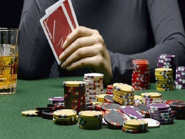 Hướng dẫn cách chơi Poker giỏi
