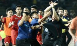 Bóng đá Thái Lan lên tiếng xin lỗi trước vụ ẩu đả ở chung kết SEA Games