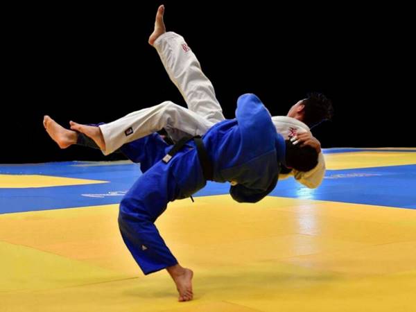 Judo là gì, có lợi ích gì? Đặc điểm của môn võ Judo