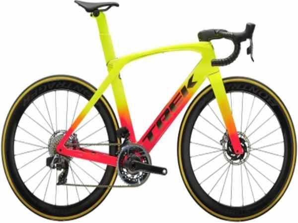 Trek Madone SLR 9 eTap 2022 — £13.500 (390.741.000 VNĐ) Trek Madone SLR 9 eTap 2022 — £13.500 (390.741.000 VNĐ)