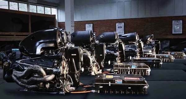 Động cơ xe đua F1 được ứng dụng công nghệ mới nhất