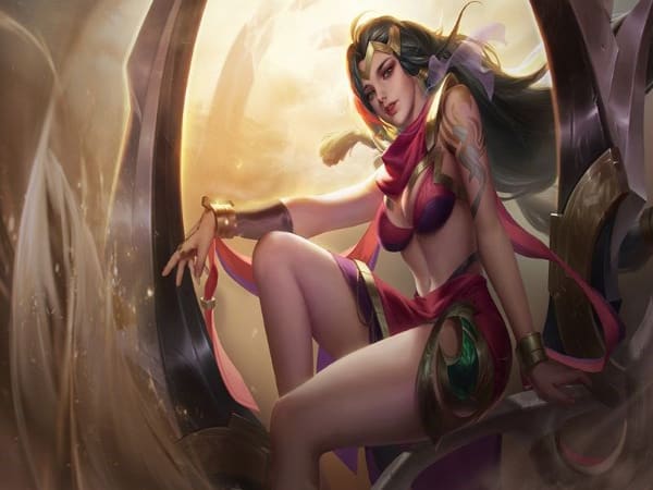 Yena - Vũ Nữ Bán Nguyệt
