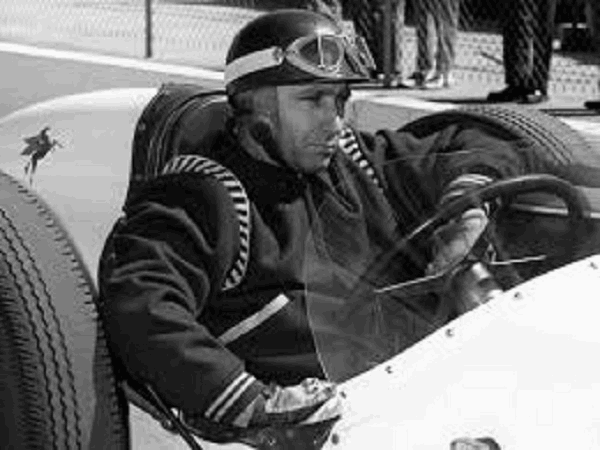 Những tay đua F1 huyền thoại có Juan Manuel Fangio