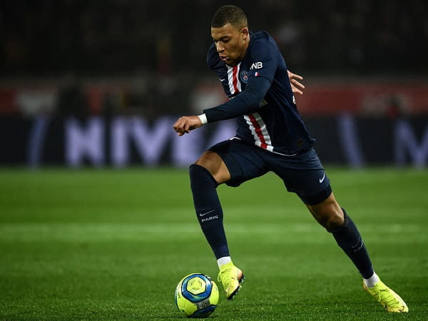 Thể lực dồi dào là yếu tố làm nên những cầu thủ ghi bàn nhiều nhất Ligue 1