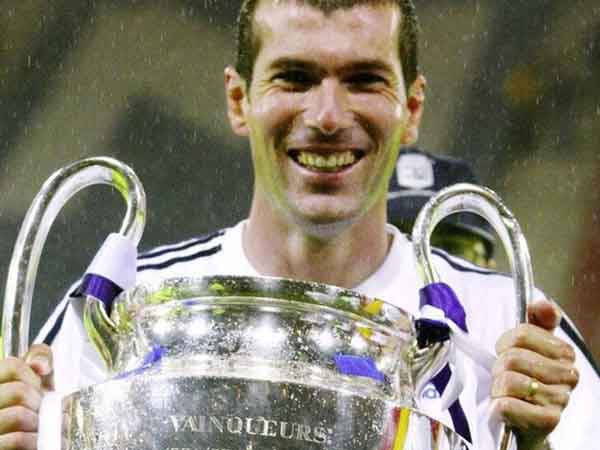 Cầu thủ Zidane vô địch C1 mấy lần trong sự nghiệp?