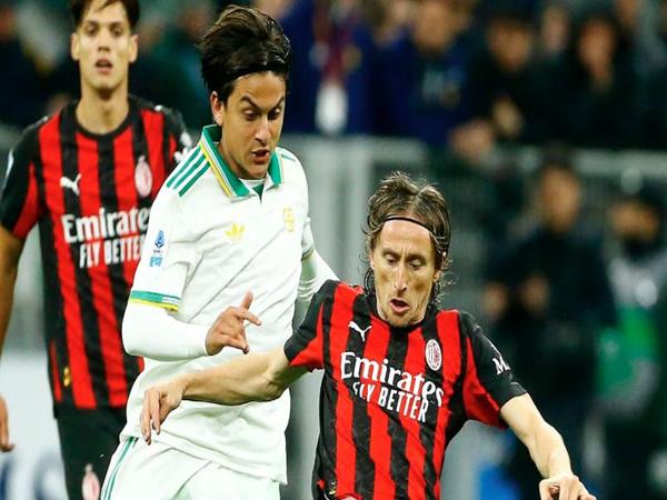 Tin AC Milan: Modric khiến người hâm mộ nể phục